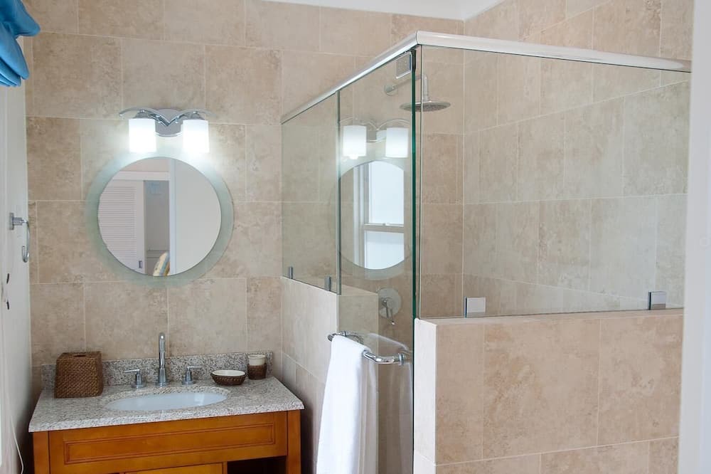 Photo of Bathroom in Enterprise