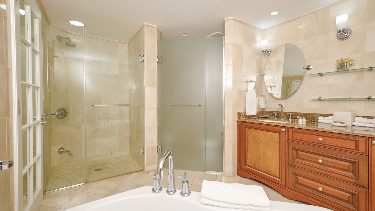 Photo of Bathroom in Little Battaleys