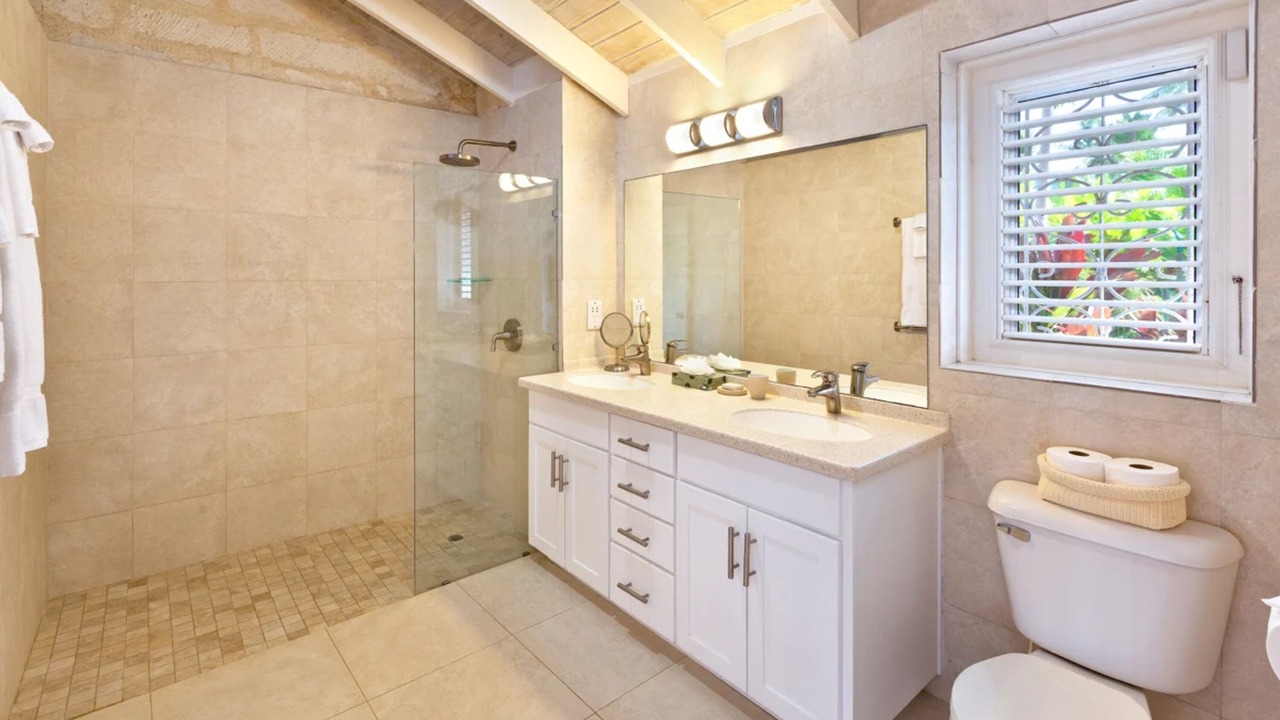 Photo of Bathroom in Gibbs Bay