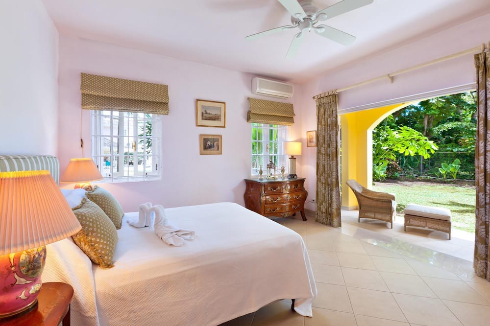 Photo of Others in Sandy Lane
