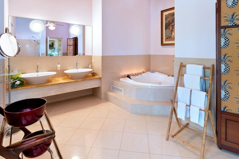 Photo of Bathroom in Sandy Lane