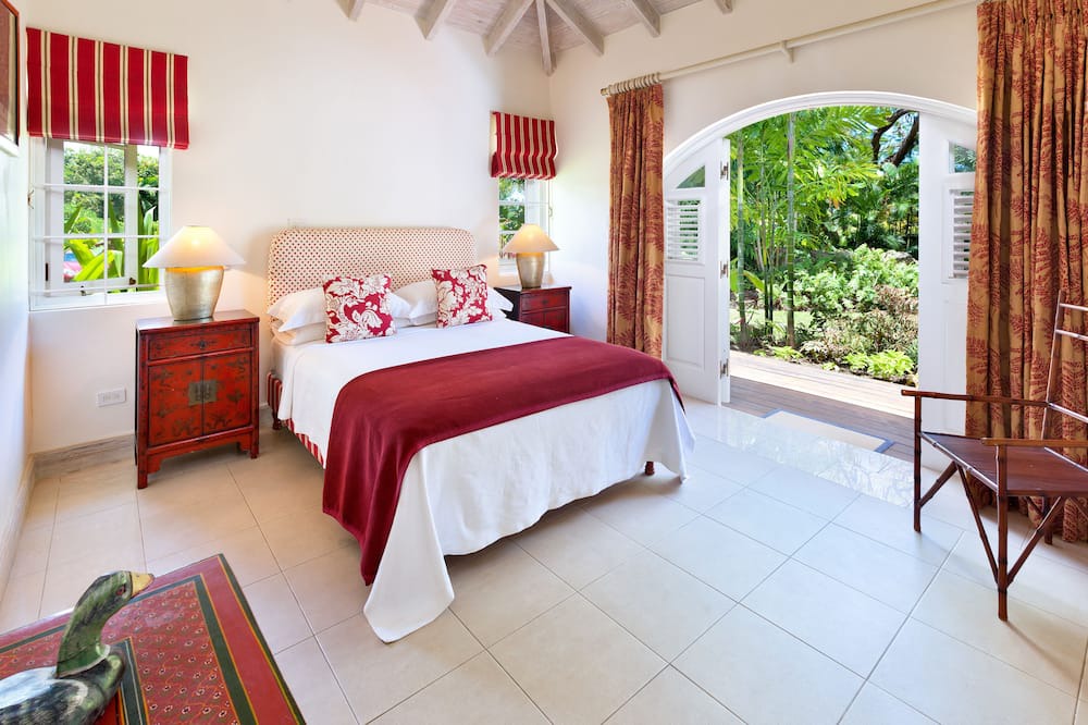 Photo of Others in Sandy Lane