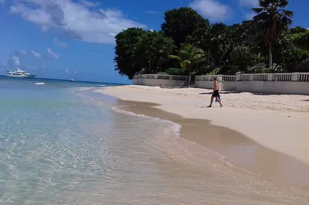 Photo of Others in Sandy Lane