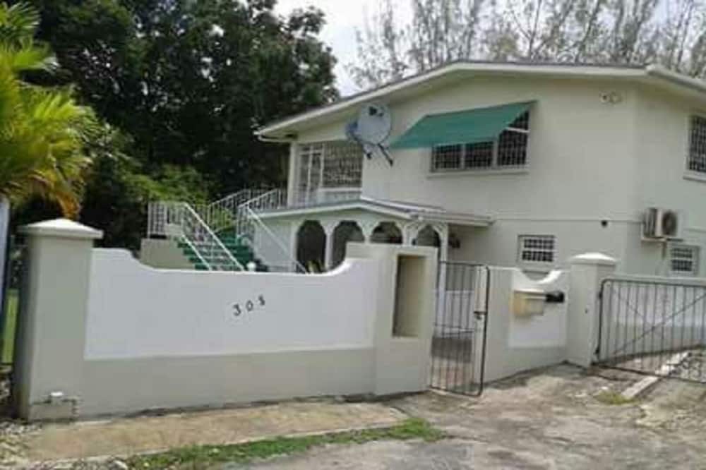 Photo of Others in Sandy Lane