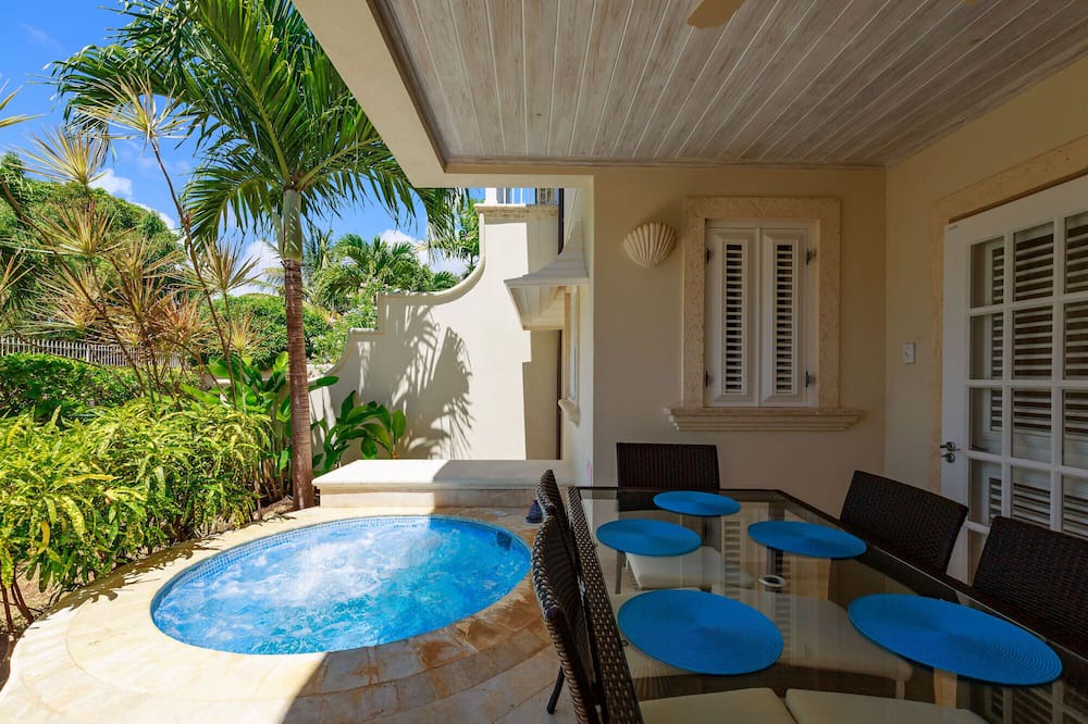 Photo of Patio Balcony in Little Battaleys