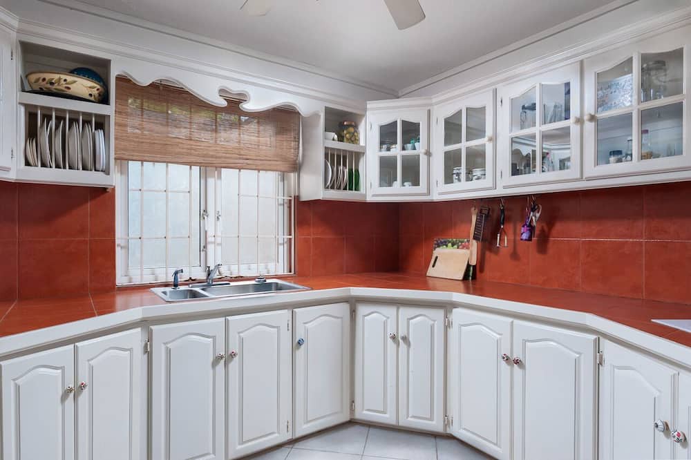 Photo of Kitchen in Old Trees Bay