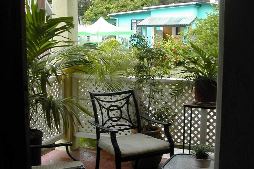 Photo of Patio Balcony in Old Trees Bay