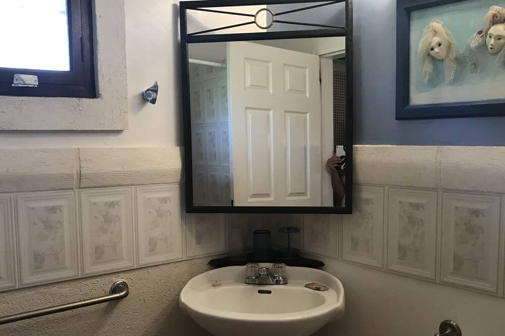 Photo of Bathroom in Mullins