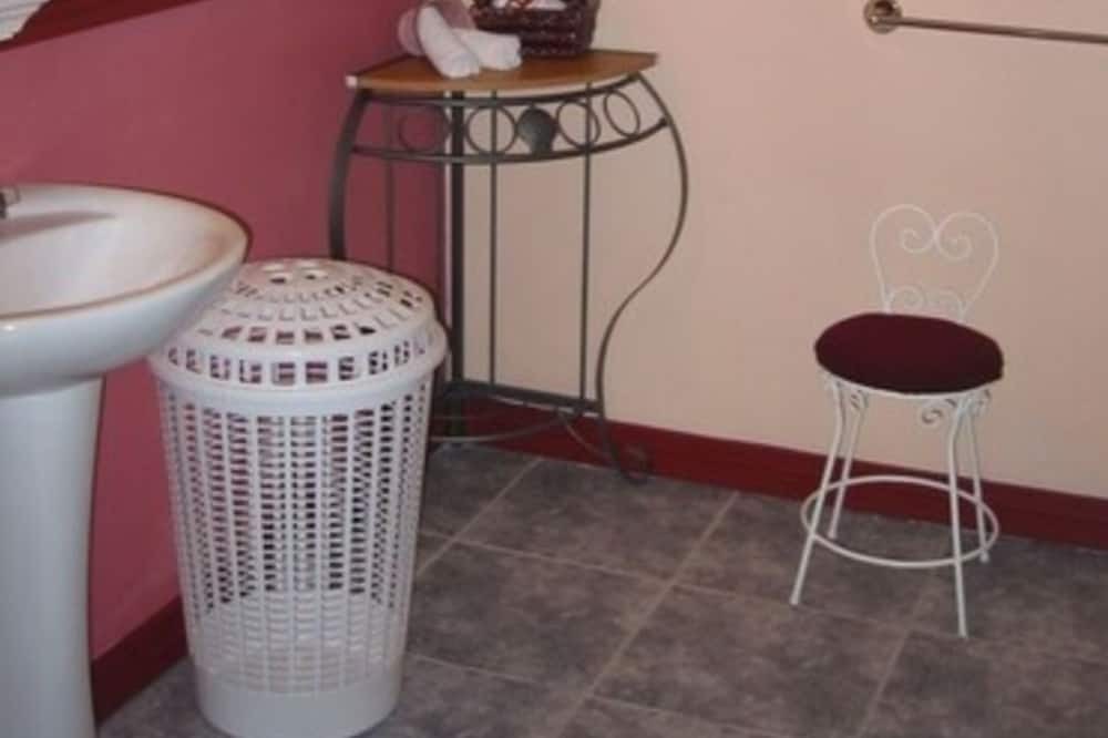Photo of Bathroom in Mullins