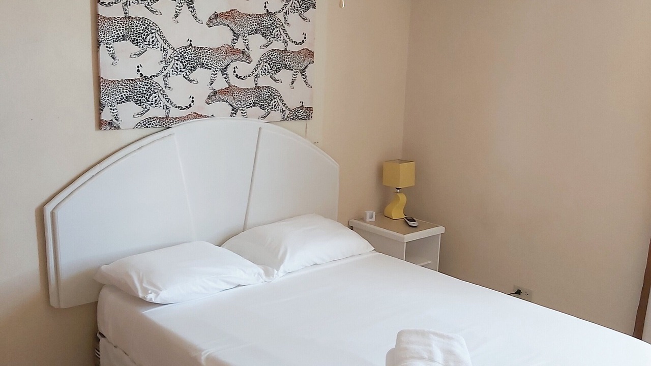 Photo of Bedroom in Enterprise