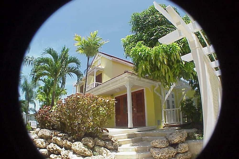 Photo of Others in Little Battaleys
