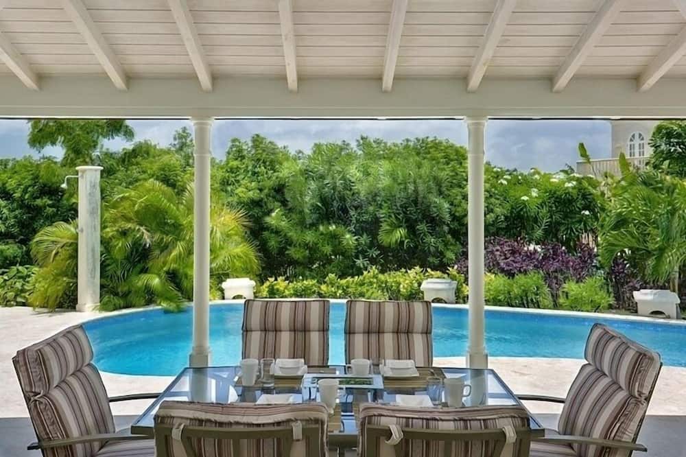Photo of Outdoor in Westmoreland