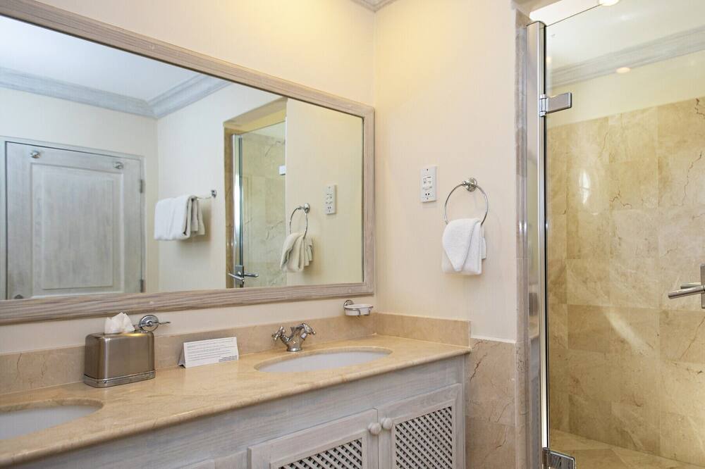 Photo of Bathroom in Fitts Village