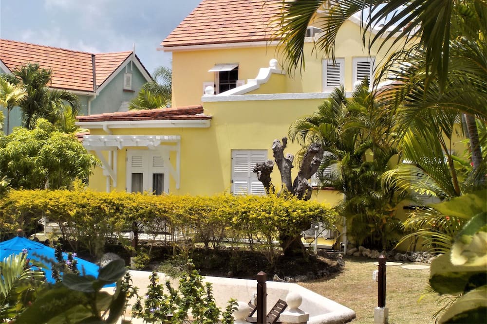 Photo of Outdoor in Little Battaleys