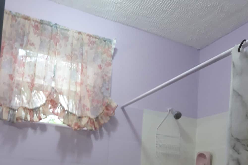 Photo of Bedroom in Maynards
