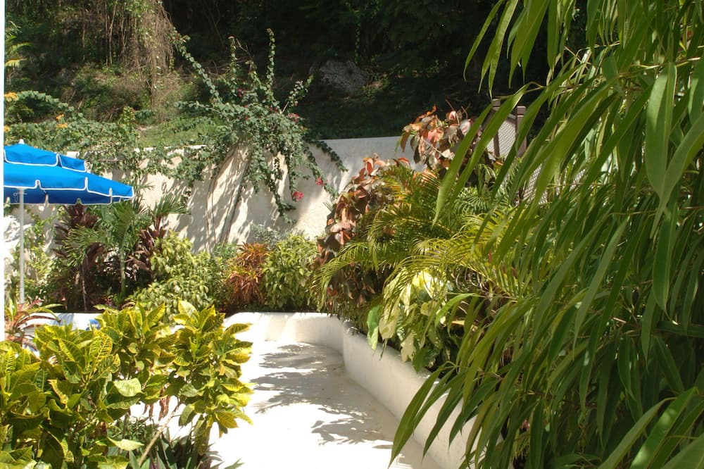 Photo of Others in Merlin Bay
