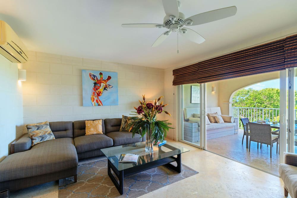 Photo of Livingroom in Merlin Bay