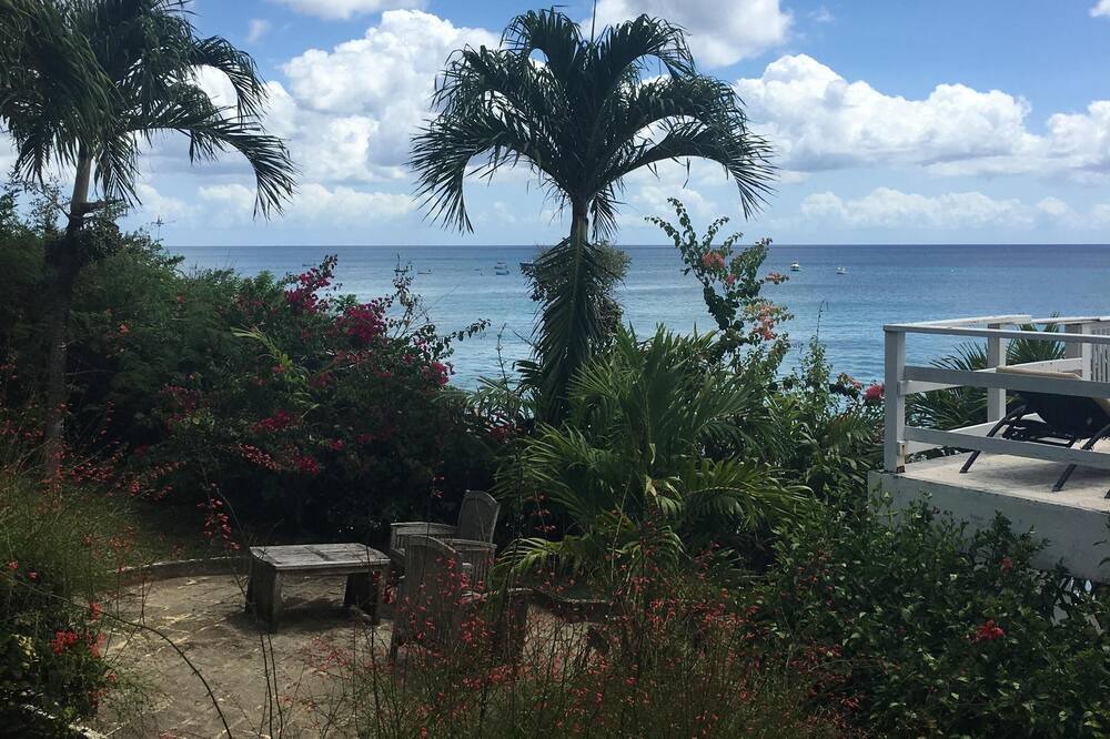 Photo of Outdoor in Clinketts