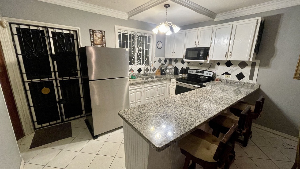 Photo of Kitchen in Oistins