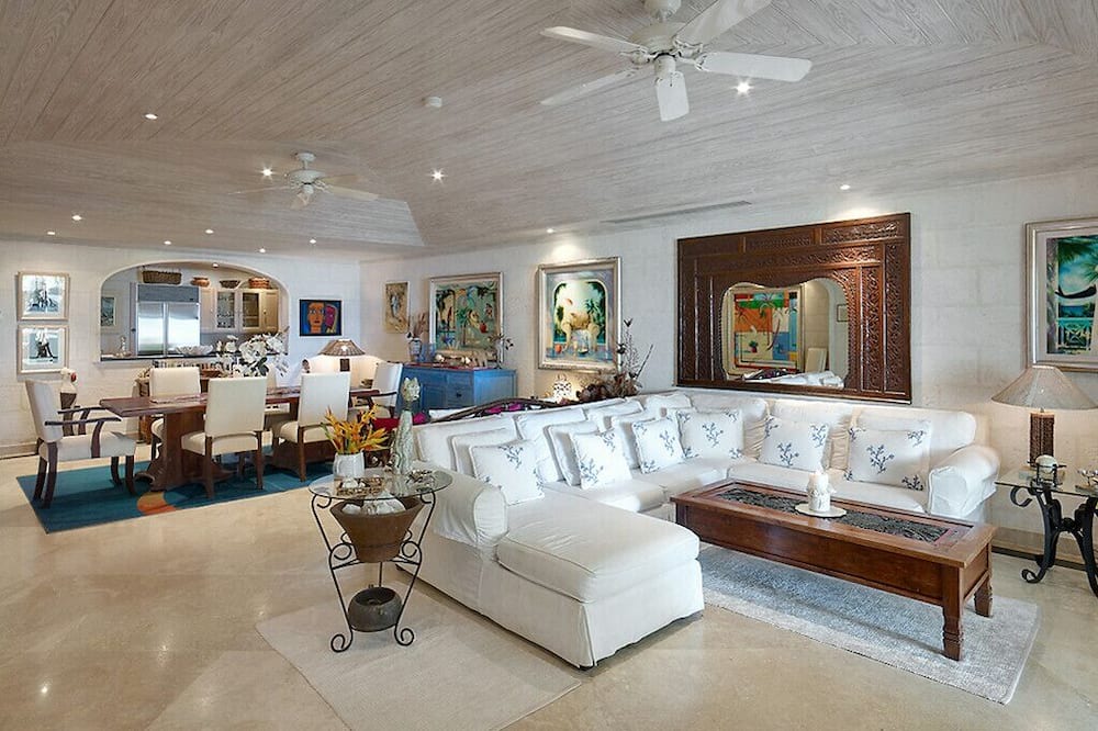 Photo of Livingroom in Old Trees Bay