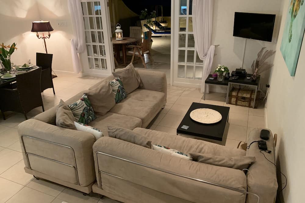 Photo of Livingroom in Lower Carlton