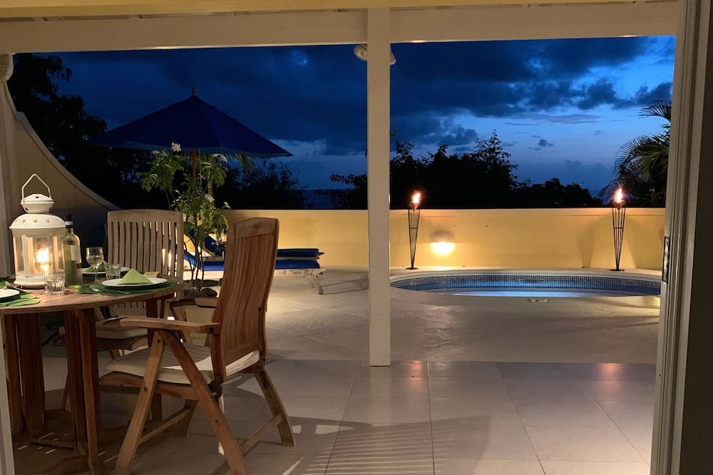 Photo of Patio Balcony in Lower Carlton