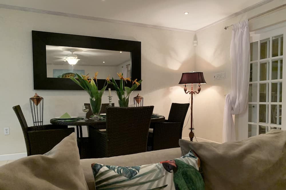 Photo of Bedroom in Lower Carlton