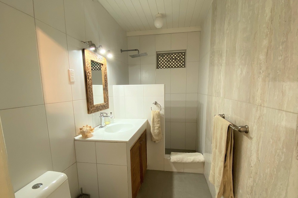 Photo of Bathroom in Sunset Crest