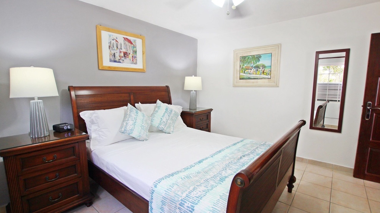 Photo of Bedroom in Green Garden