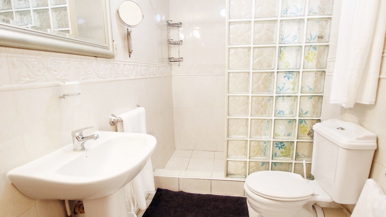 Photo of Bathroom in Green Garden