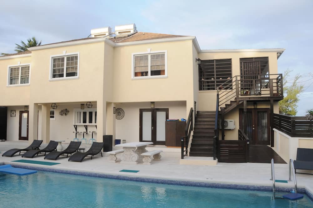 Photo of Outdoor in Inch Marlowe