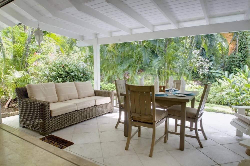 Photo of Patio Balcony in Sandy Lane