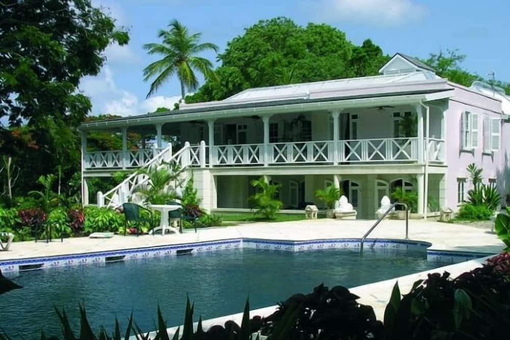 Photo of Outdoor in Bridgetown