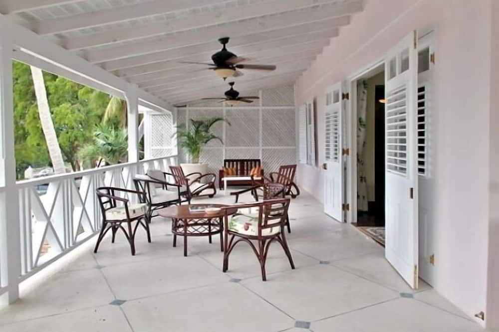 Photo of Patio Balcony in Bridgetown
