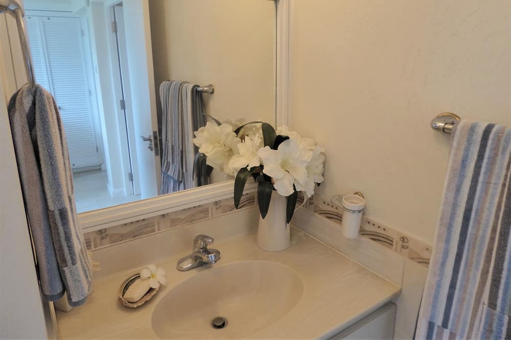 Photo of Bedroom in Enterprise