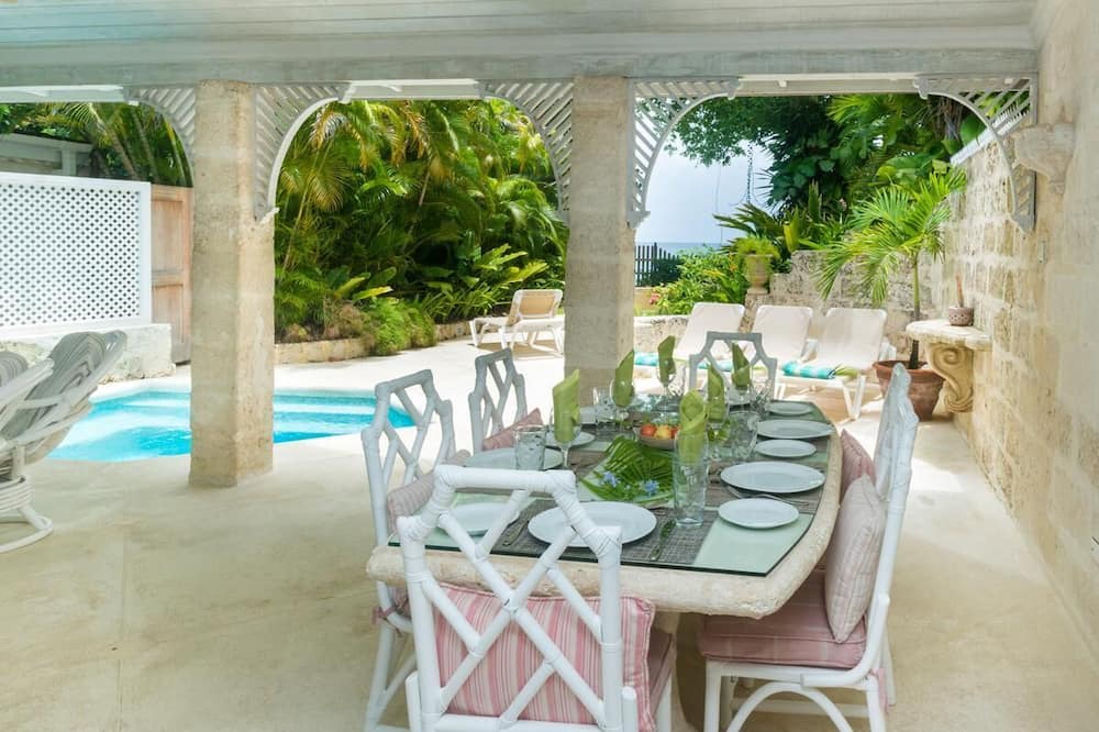 Photo of Patio Balcony in Gibbs Bay