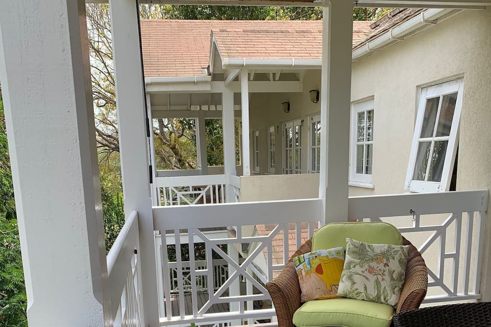 Photo of Patio Balcony in Blue Waters