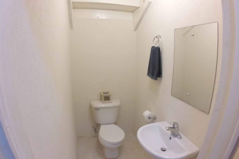 Photo of Bathroom in Fairy Valley Rock