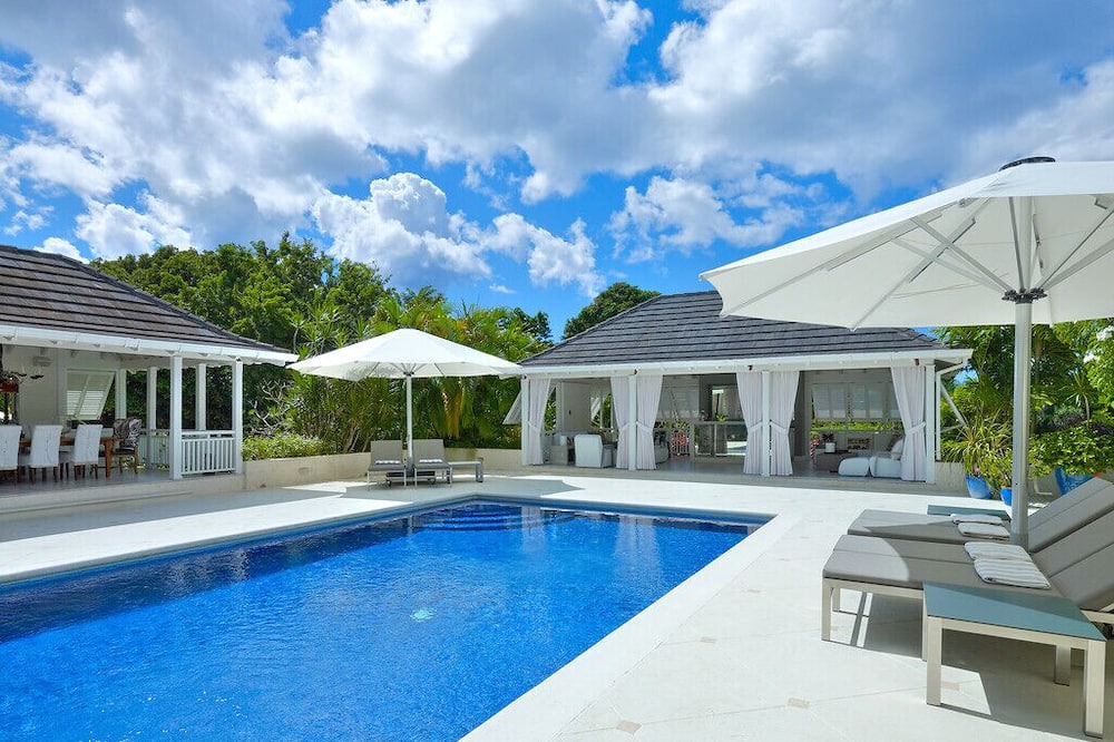 Photo of Outdoor in Sandy Lane