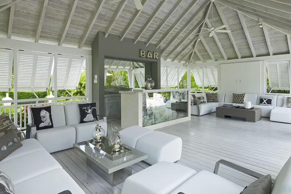 Photo of Patio Balcony in Sandy Lane