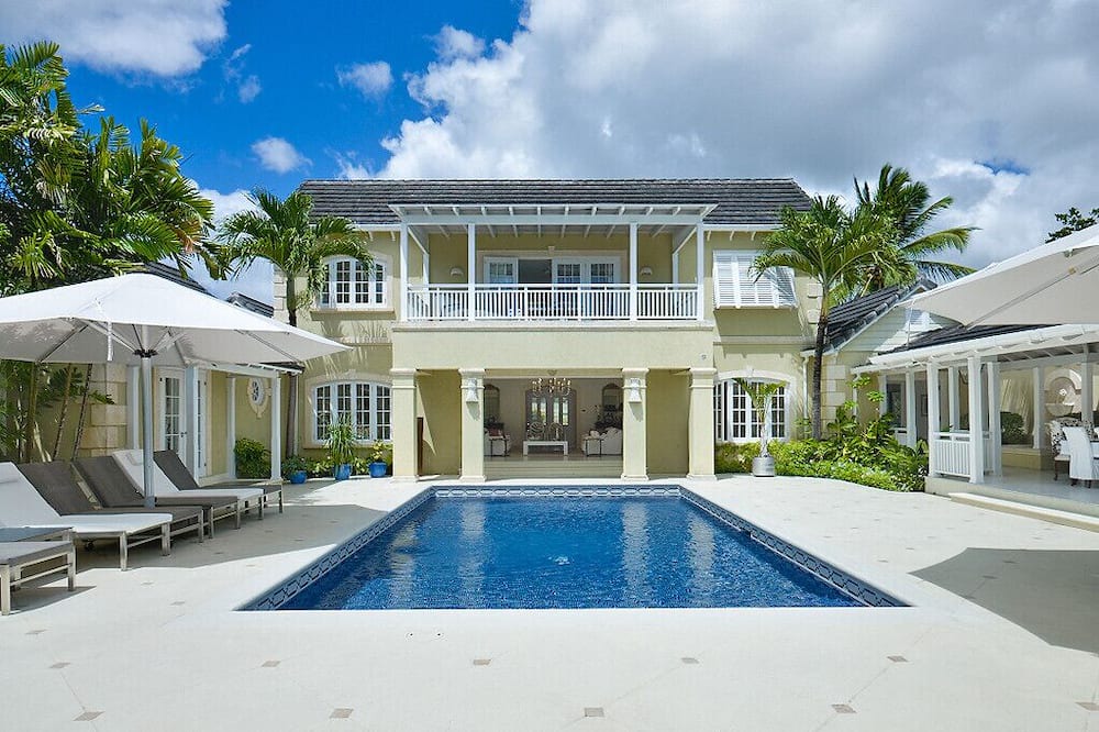 Photo of Outdoor in Sandy Lane