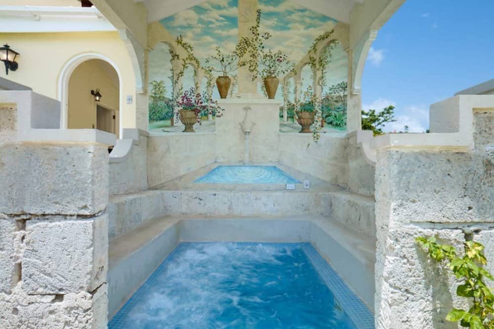 Photo of Others in Sandy Lane