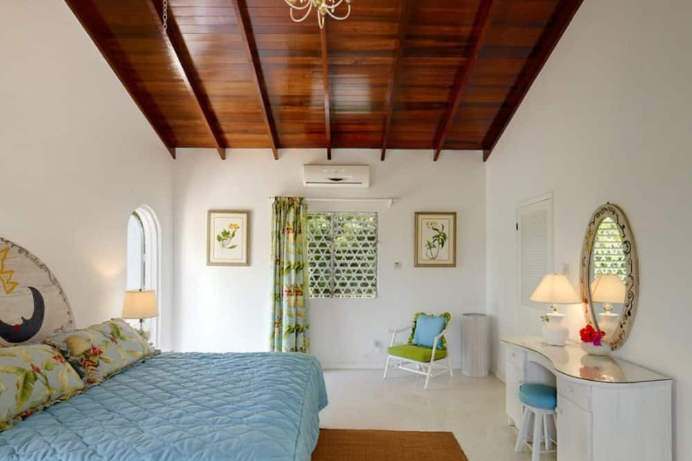 Photo of Others in Sandy Lane