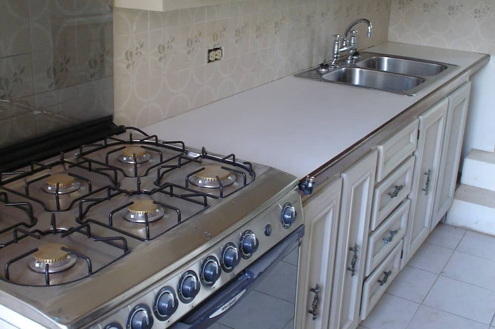 Photo of Kitchen in Gibbs Bay