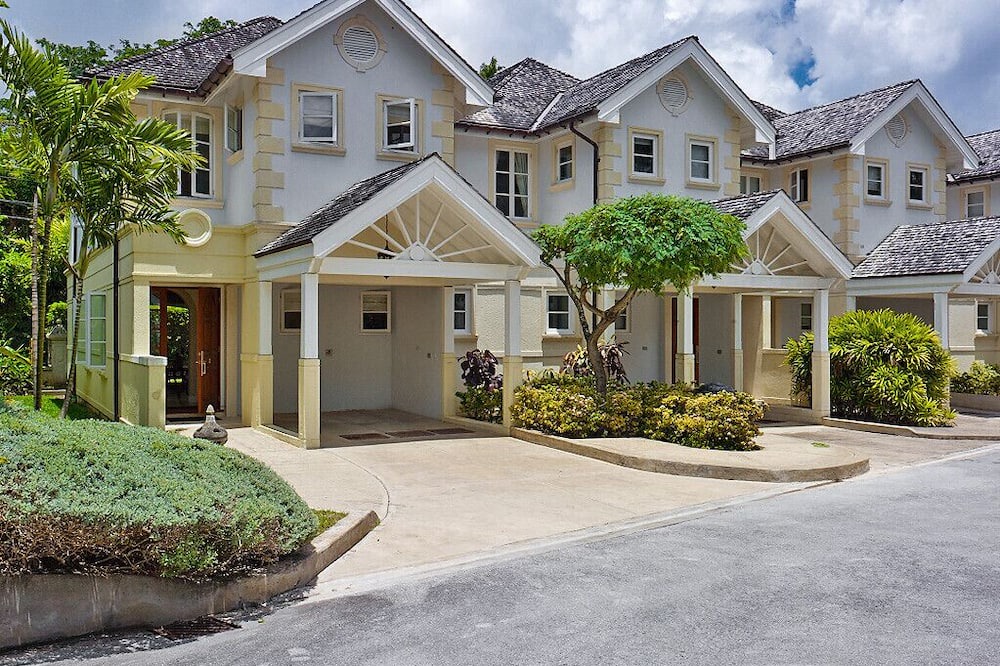 Photo of Outdoor in Sandy Lane
