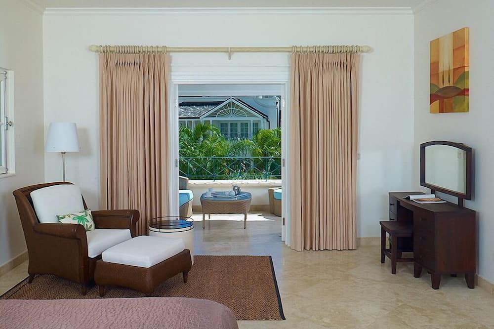 Photo of Livingroom in Saint Peter Parish