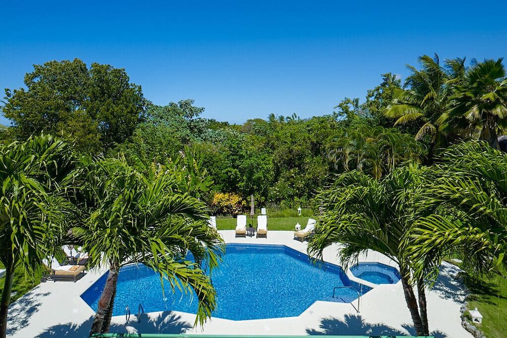 Photo of Outdoor in Sandy Lane