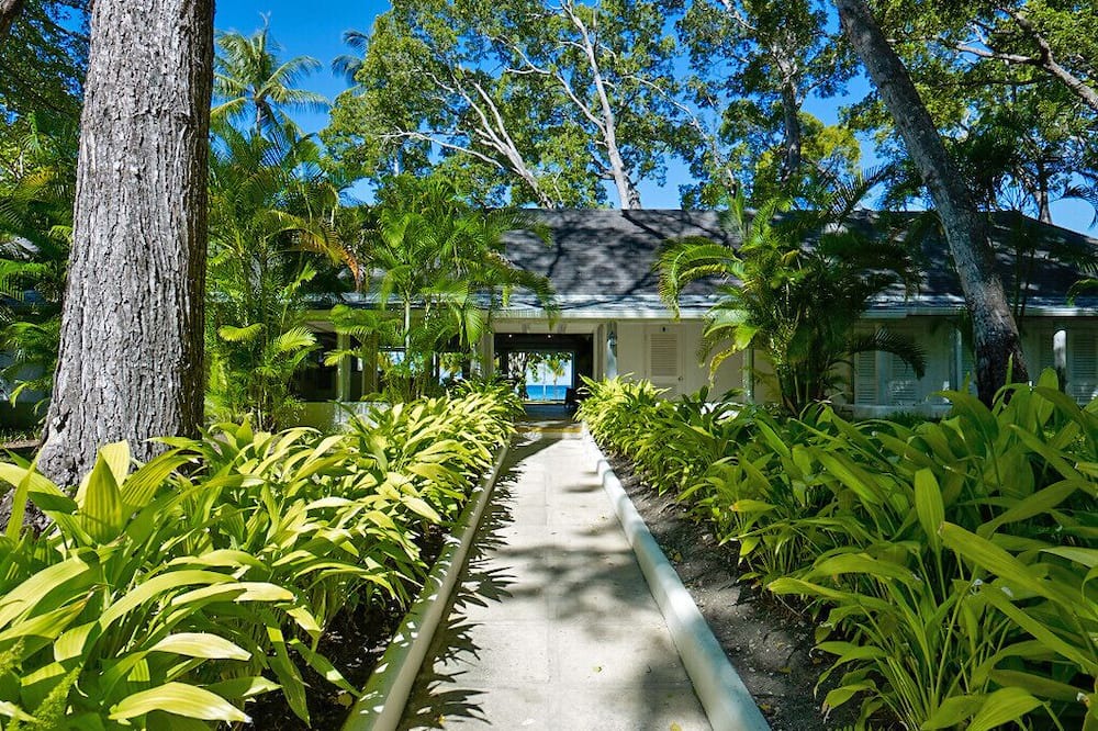 Photo of Outdoor in Sandy Lane