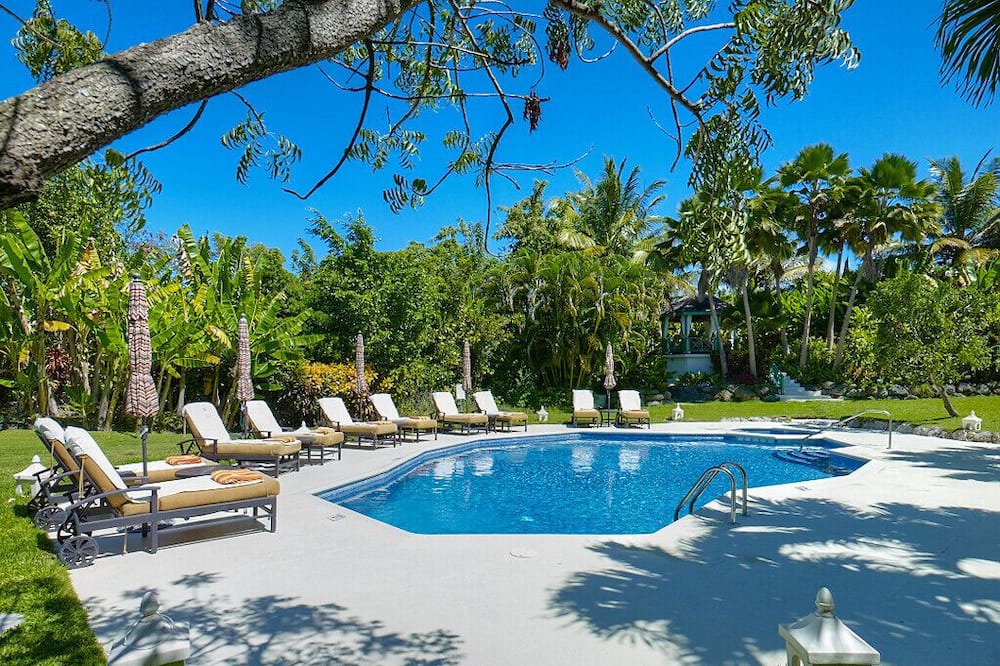 Photo of Outdoor in Sandy Lane