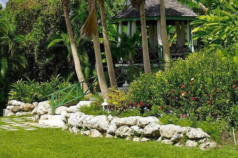 Photo of Outdoor in Sandy Lane